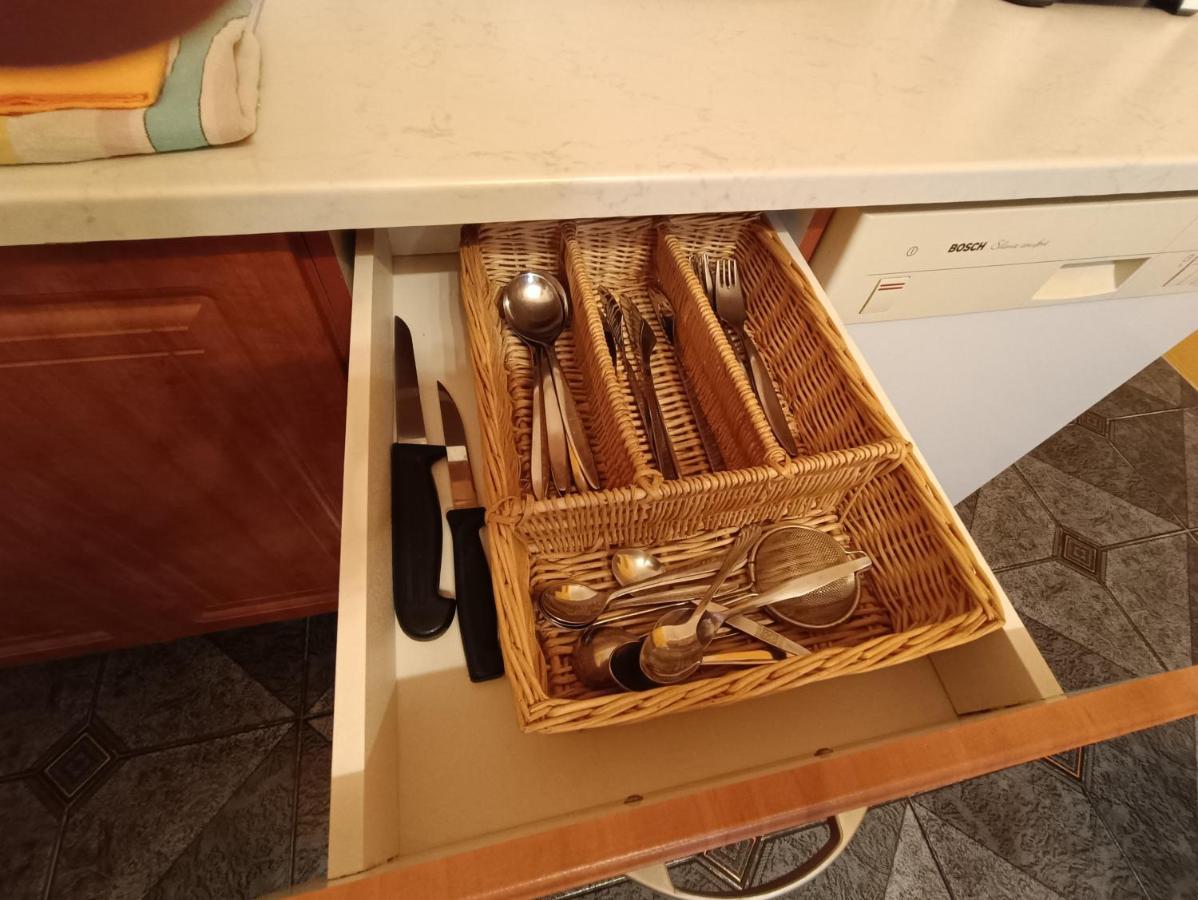 Apartman Horni Slavkov Hodinarstvi Luaran gambar