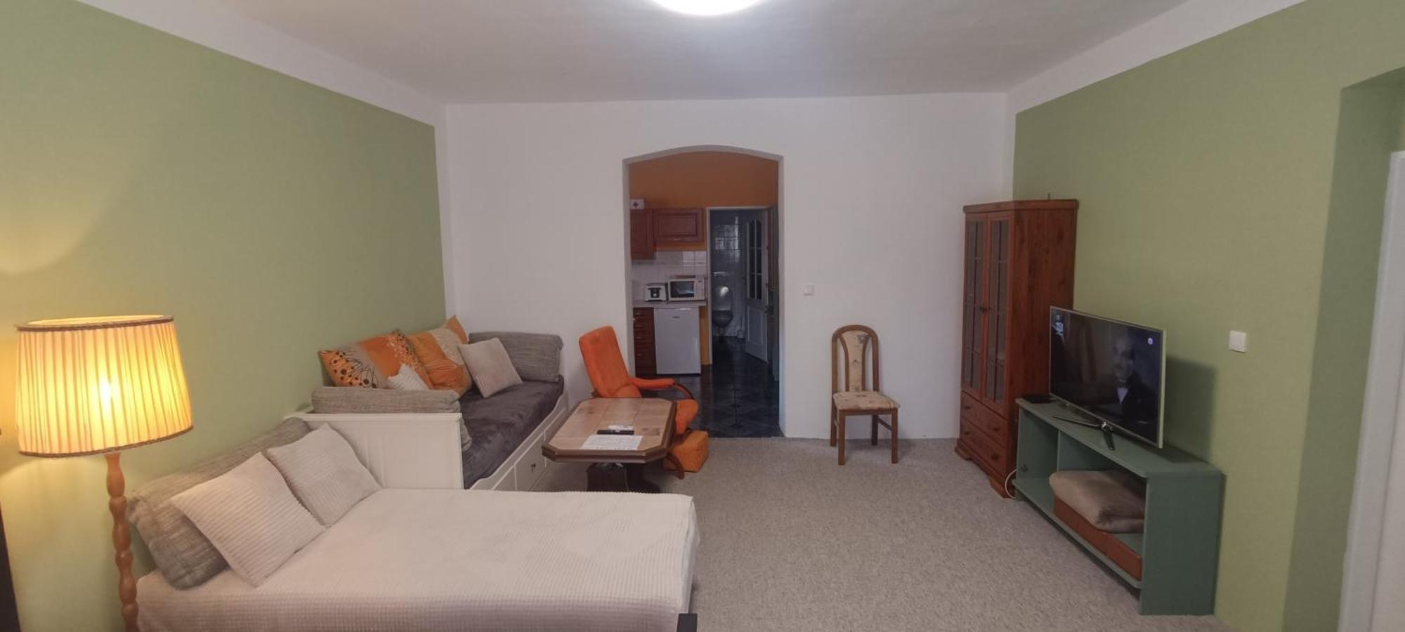 Apartman Horni Slavkov Hodinarstvi Luaran gambar